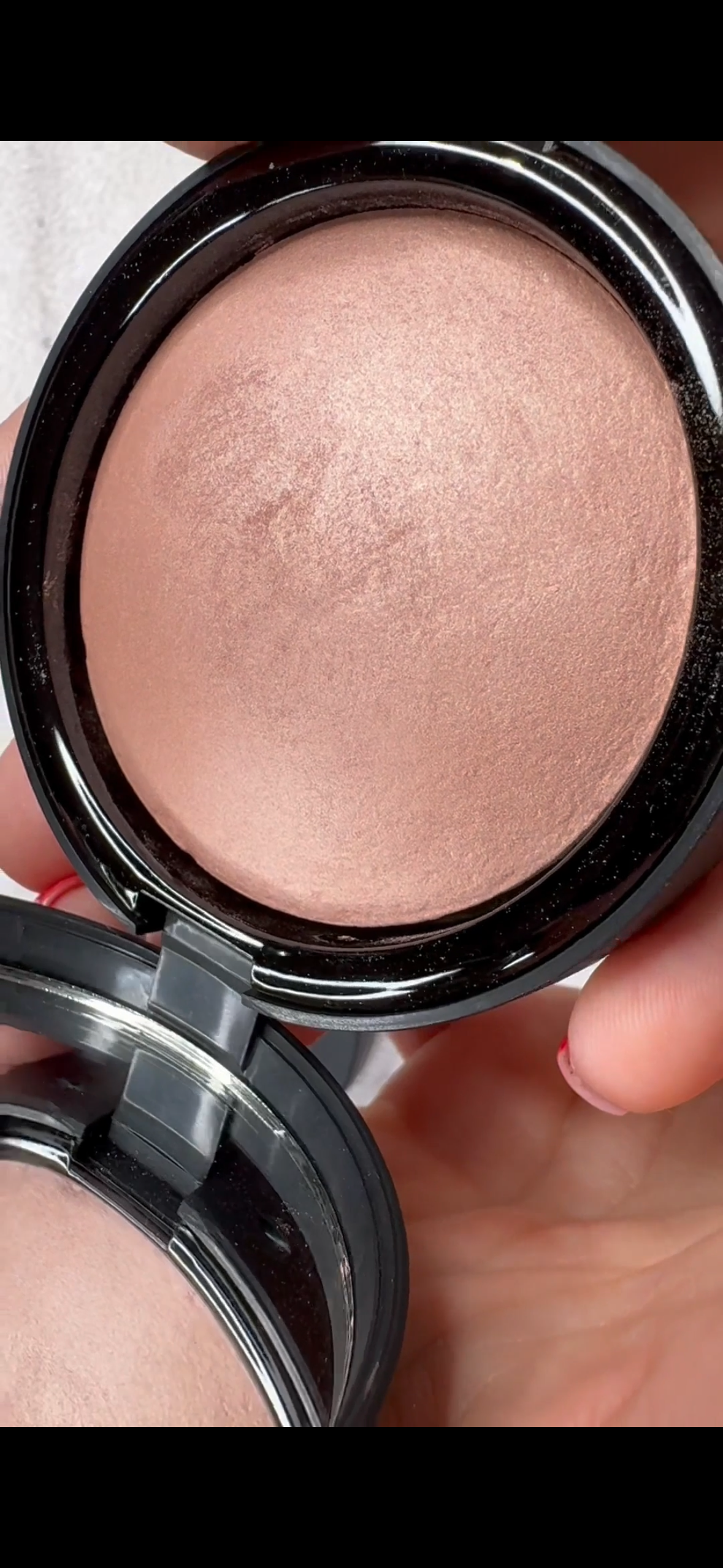 SILK GLOW Highlighter powder 03